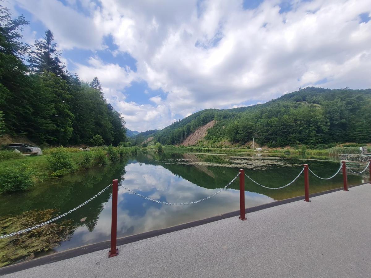 Snowland Apartmany Valča エクステリア 写真