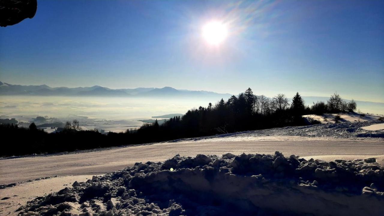 Snowland Apartmany Valča エクステリア 写真